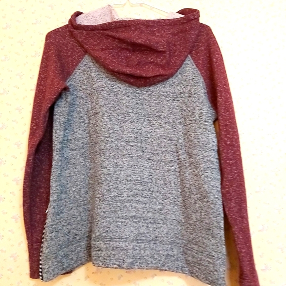 Hoodie with side zippers Size M - Picture 5 of 6